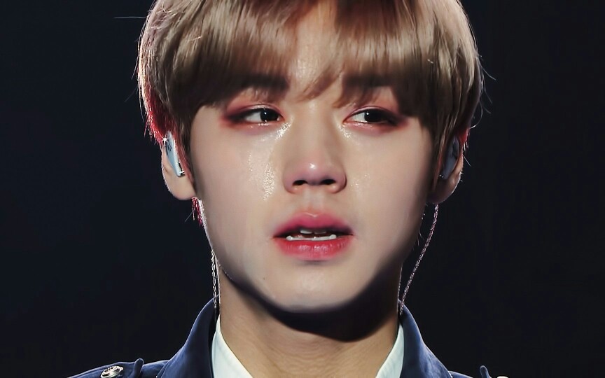 【朴志训】kbs神仙落泪直拍,是我们每次听到家人问候都会感动哭的宝宝