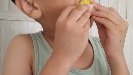 带着假牙吃东西,太难受了,咬不动啊!_哔哩哔哩_bilibili