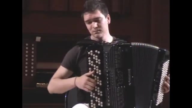 [图]Franck Angelis - Etude sur Chiquilin de Bachin (A. Piazzolla)