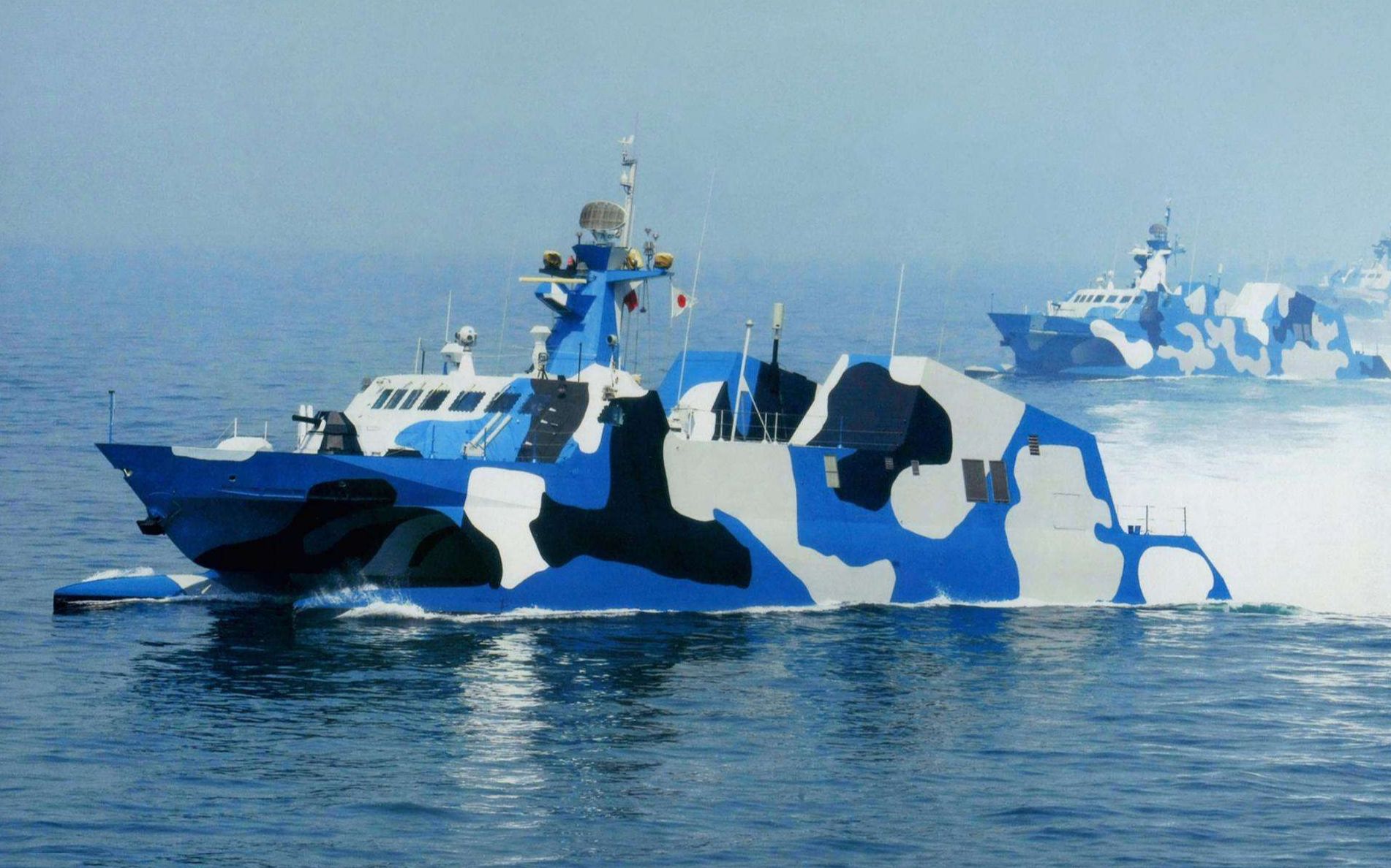 【逆火】022导弹艇曾被吹成航母杀手,我国为何准备退役封存?