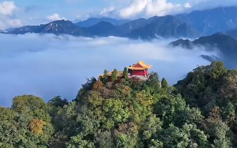 终南山云海映秋色