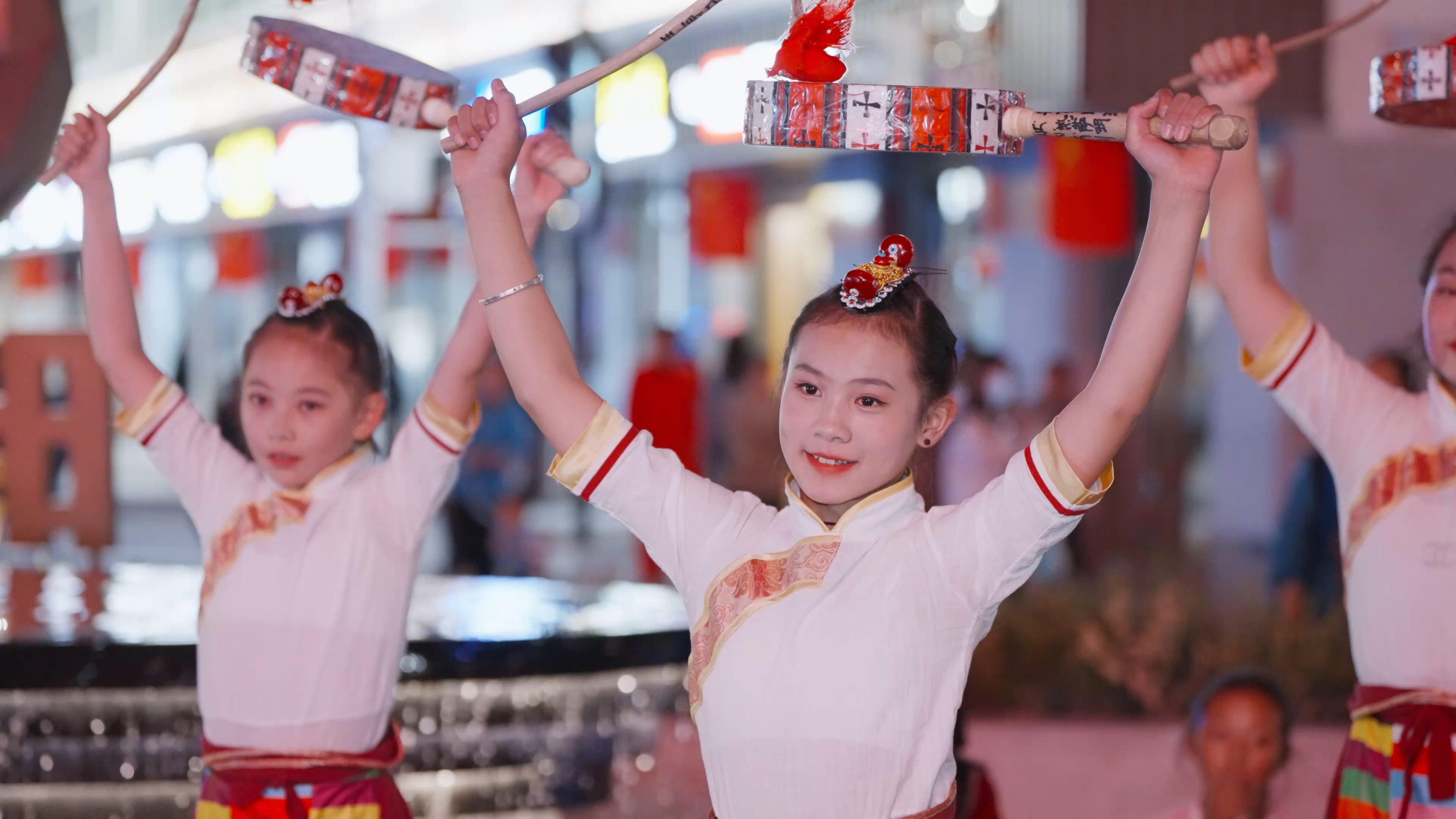 [图]热巴鼓舞《热巴霞卓》，阿邦老师和学生们演绎