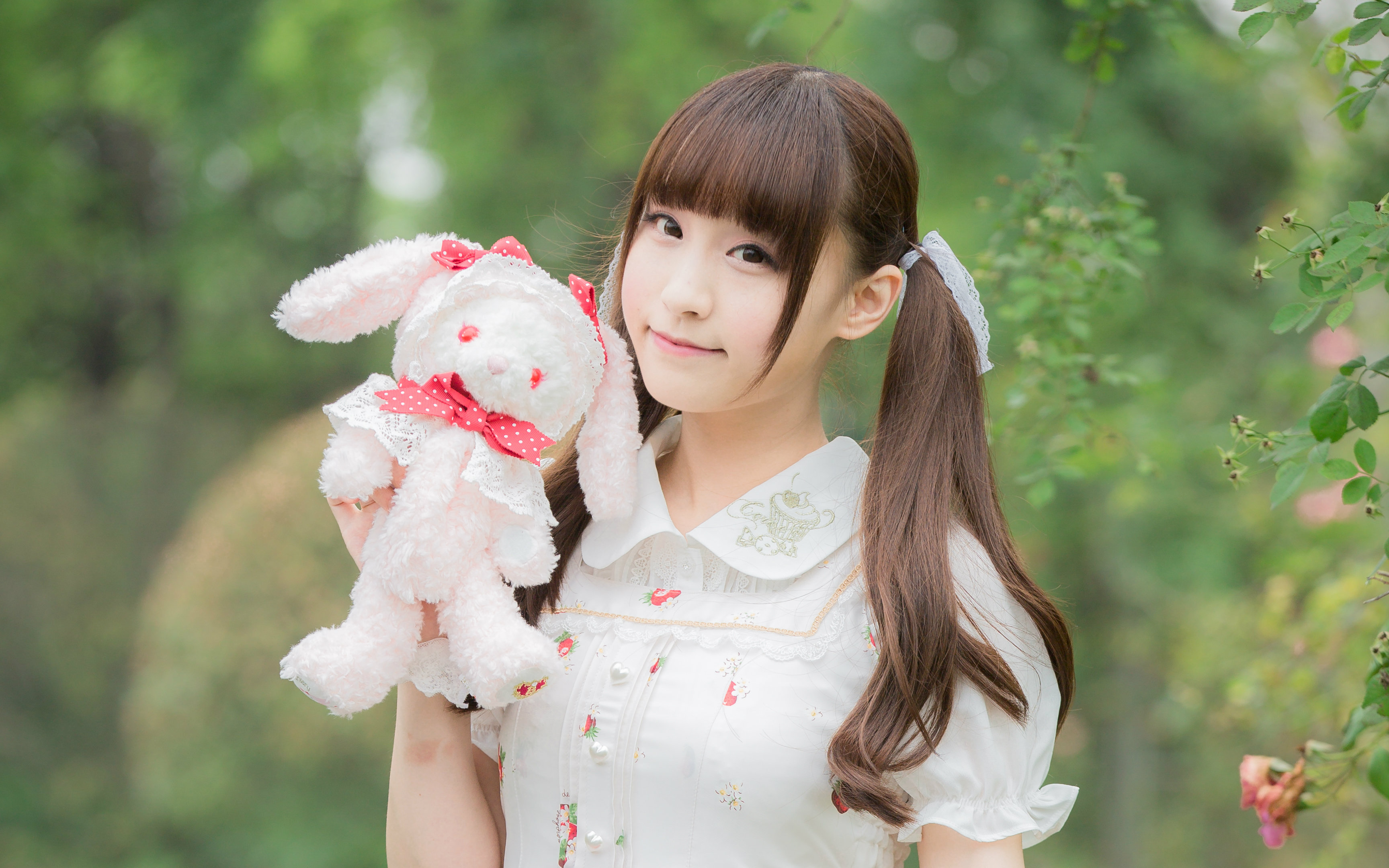 平板踢飞就开心了