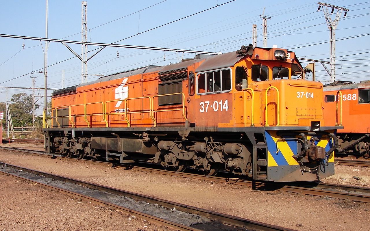 【搬运】【世界铁路】南非transnet铁路37型内燃机车的珍贵视频