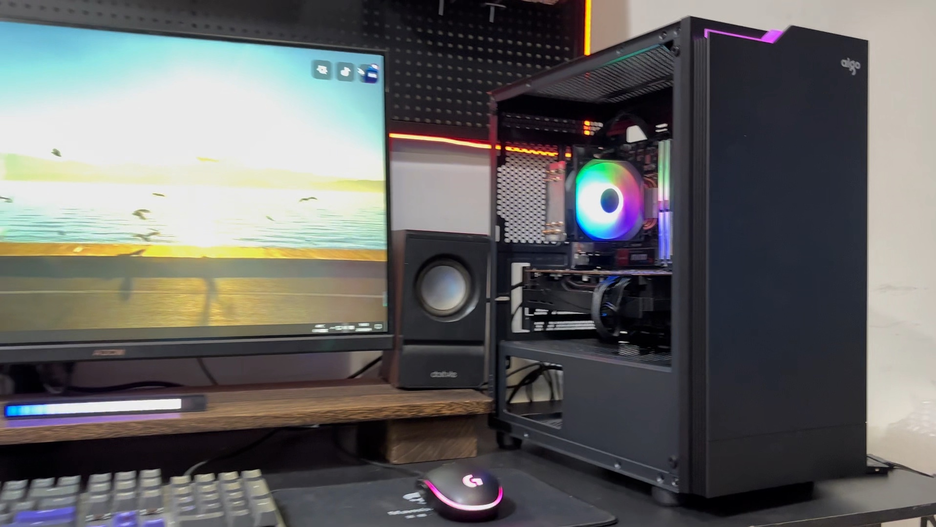 电脑主机配置推荐,小伙伴们,这一套配置你们觉得可以不,热门游戏都