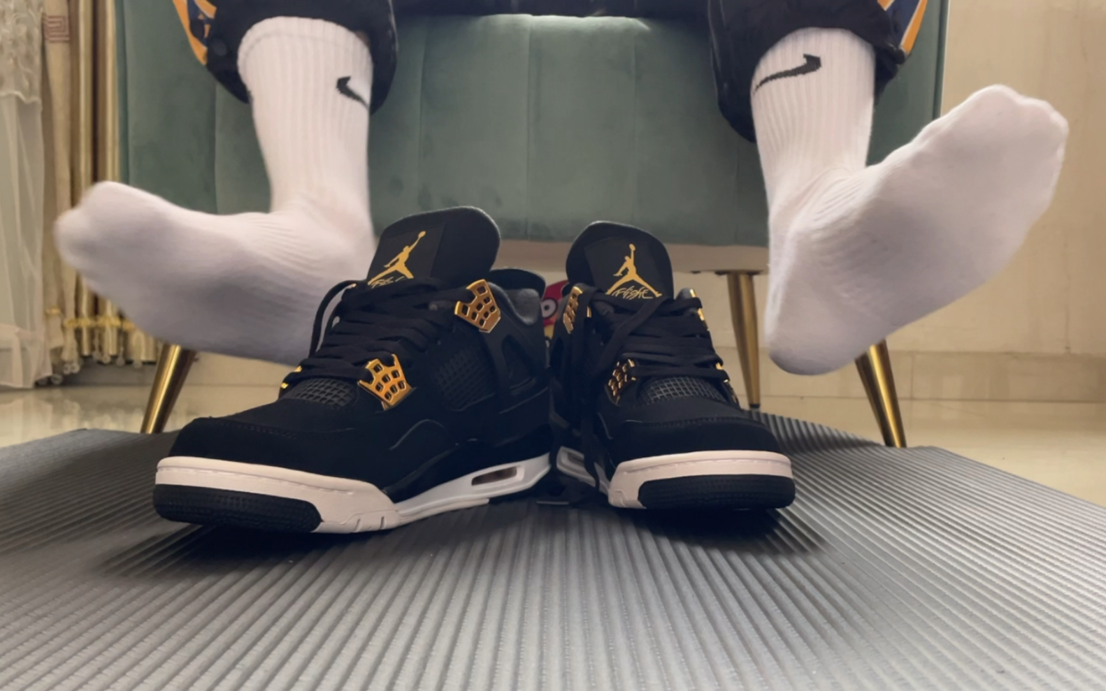 白袜体育生开箱视频