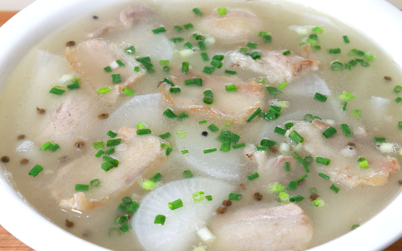 来四川必吃的"连锅汤",教你正宗做法,有菜有肉有汤,老少皆宜