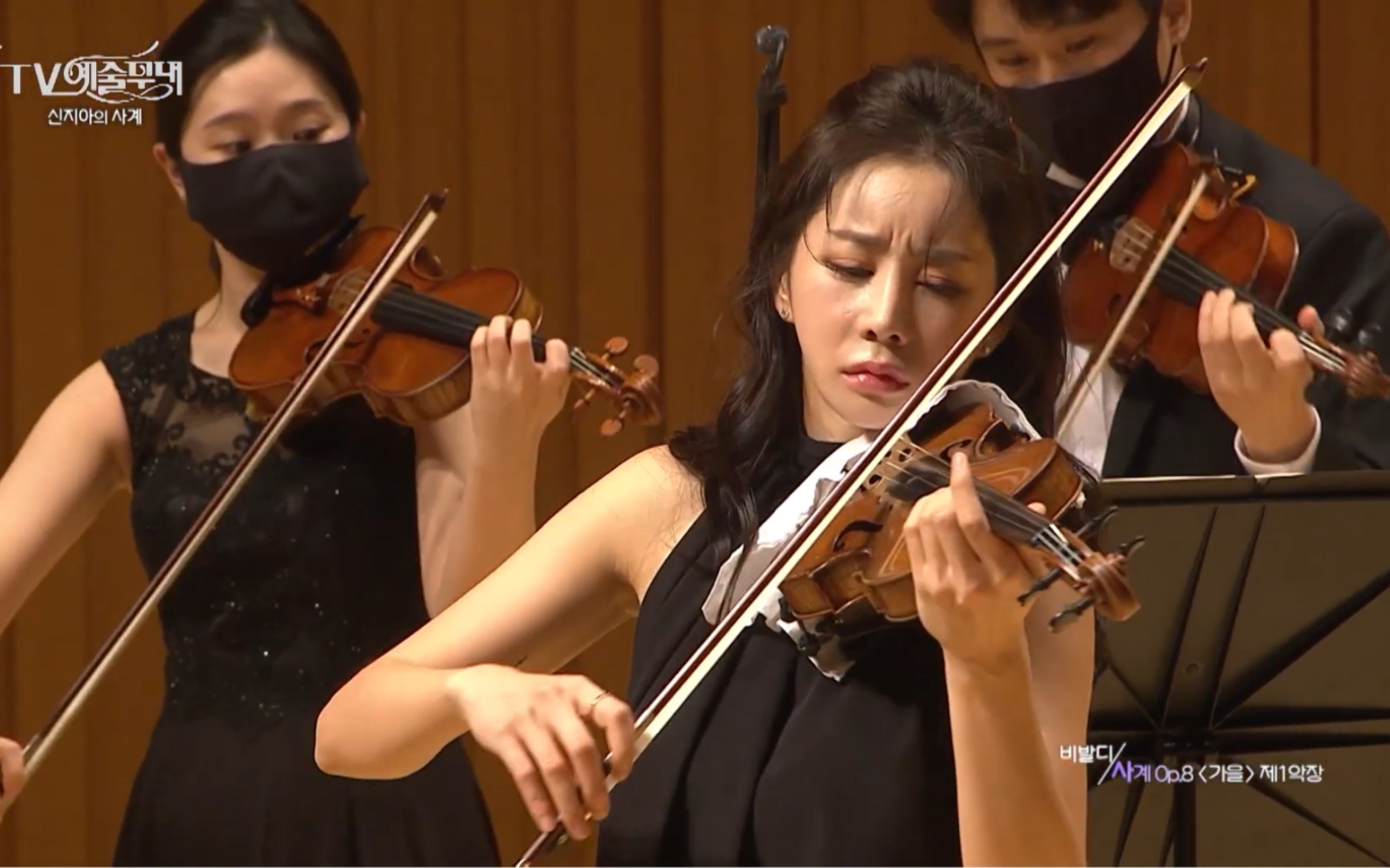 [图]申娴淑 & 维瓦尔第-秋·四季小提琴协奏曲 Zia Hyunsu Shin & Violin - Vivaldi,Autumn-The Four Seasons