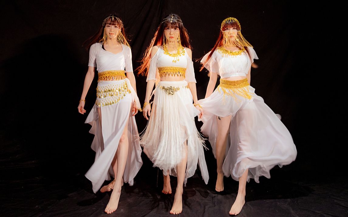 异域舞娘旋转跳跃我闭着眼