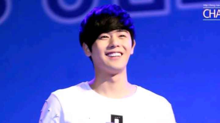 【金桐俊】被摸pp也只会傻笑的忙内,怎么有这么可爱的男孩纸