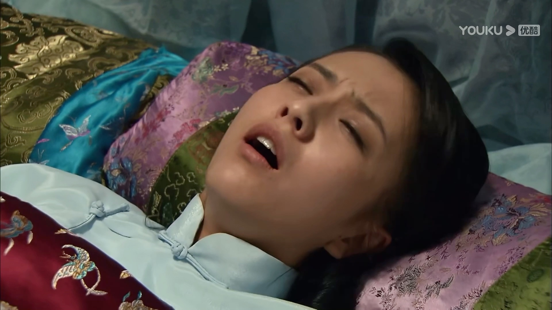 【天涯赤子心】淑华生下孩子