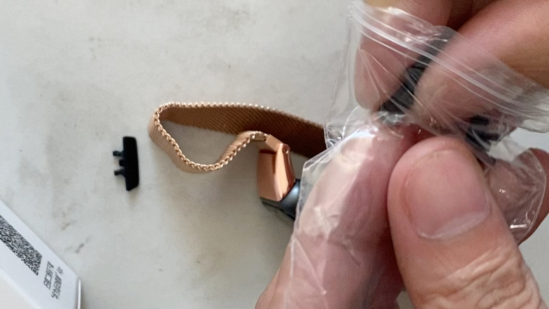 华为手环6荣耀手环6表带拆装教程