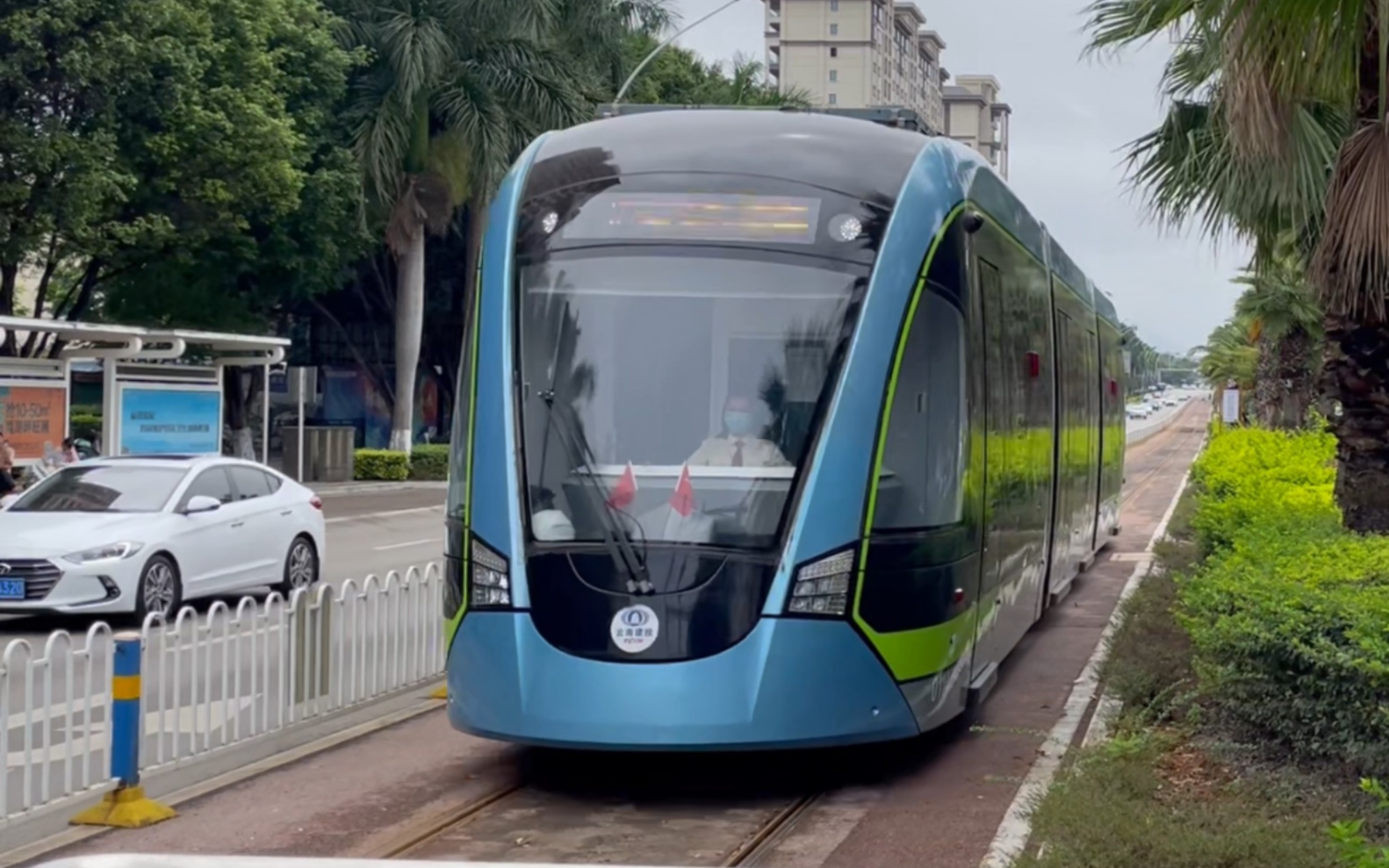 蒙自红河有轨电车随拍