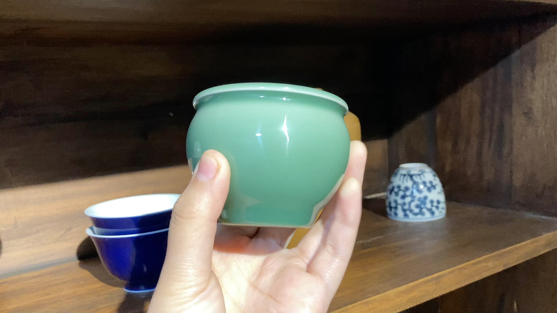 龙泉青瓷 严少英 纯梅子青釉 风水缸杯