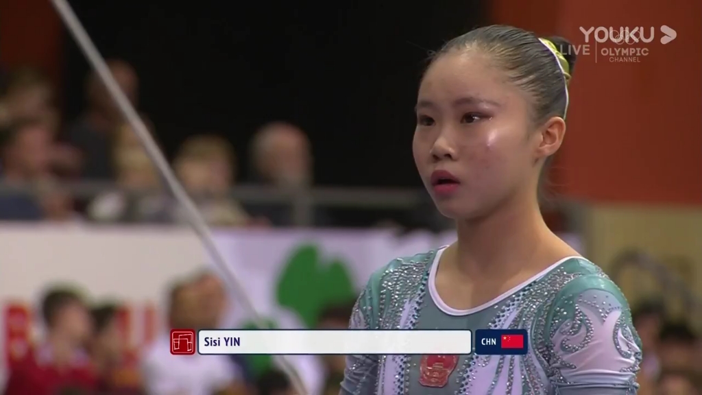 殷思思2019科特布斯站高低杠