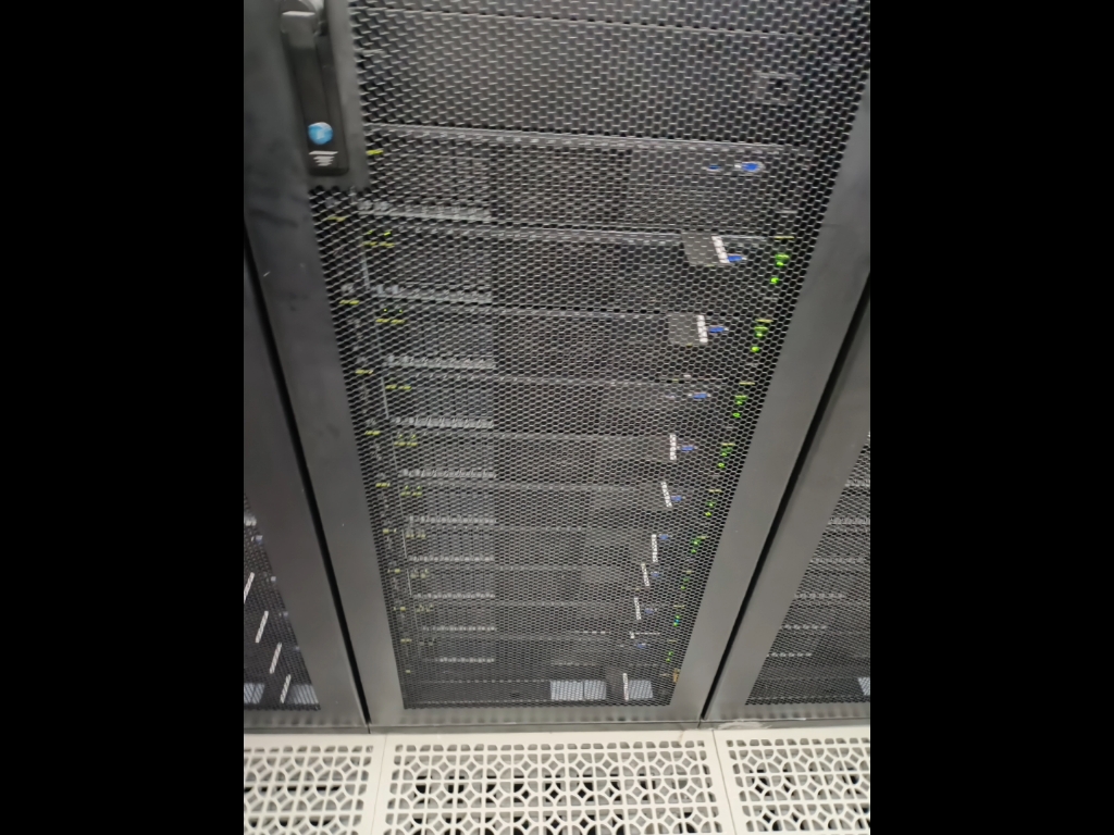 戴尔R720XD服务器噪音大的简单介绍