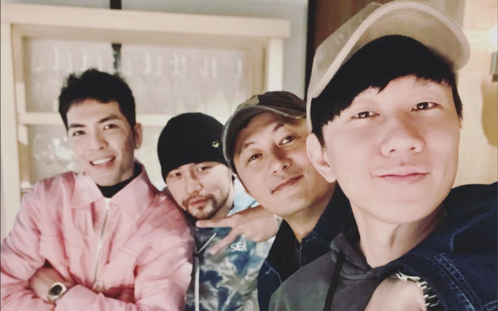 【林俊杰&周杰伦&萧敬腾】弹钢琴的双j_哔哩哔哩 (゜-゜)つロ 干杯