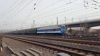 【中国铁路】今天碰巧拍到T110后面加挂，中国铁路总公司轨道检查车。