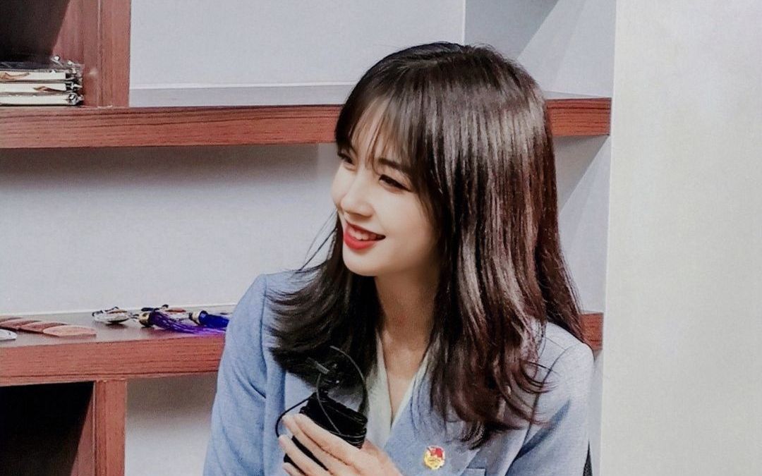 《青年大学习》第十季特辑完整版 主持人王冰冰_哔