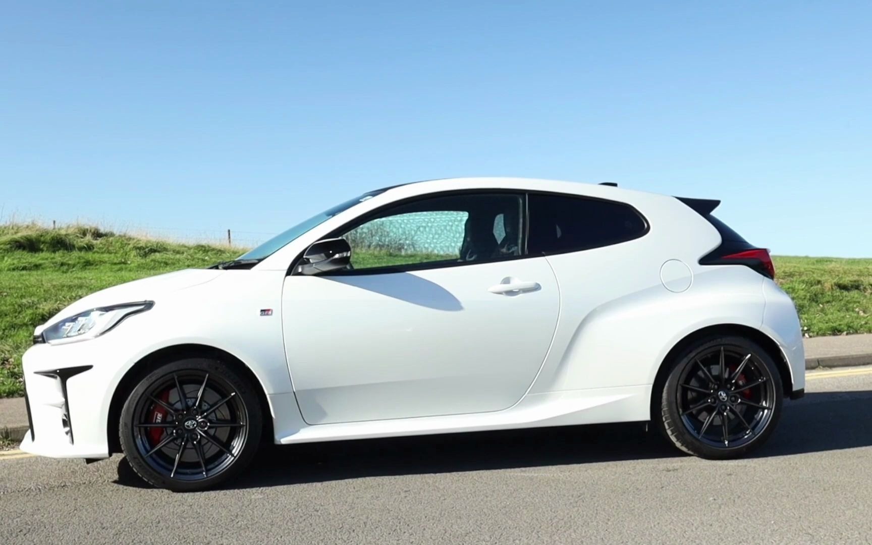 2021款丰田toyotagryarisawd日系四驱小钢炮