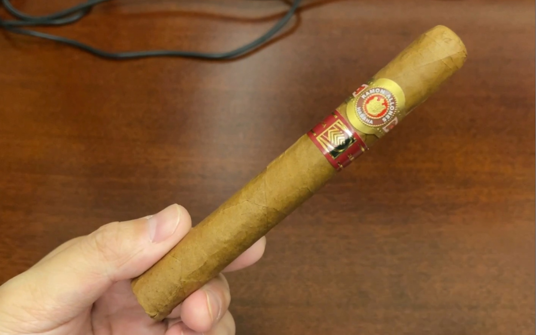 雪茄测评:ramon allones:superiores lcdh,雷蒙阿龙尼 优越,长度143mm