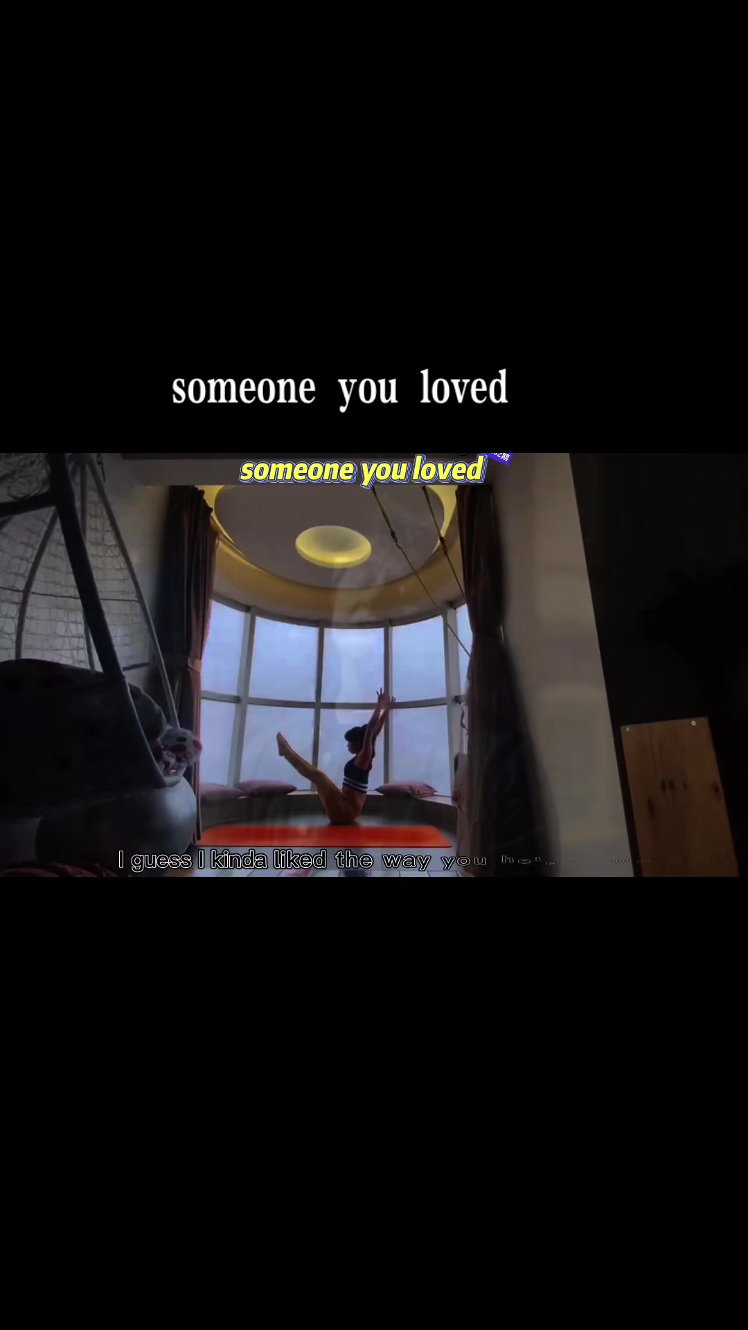 《someone you loved》你爱的人~一开口就爱上的歌,似曾相识的感觉𐟘!这是一个悲伤的故事:每个人的心灵深处,大概都会有一个抹不去,忘不掉,想...