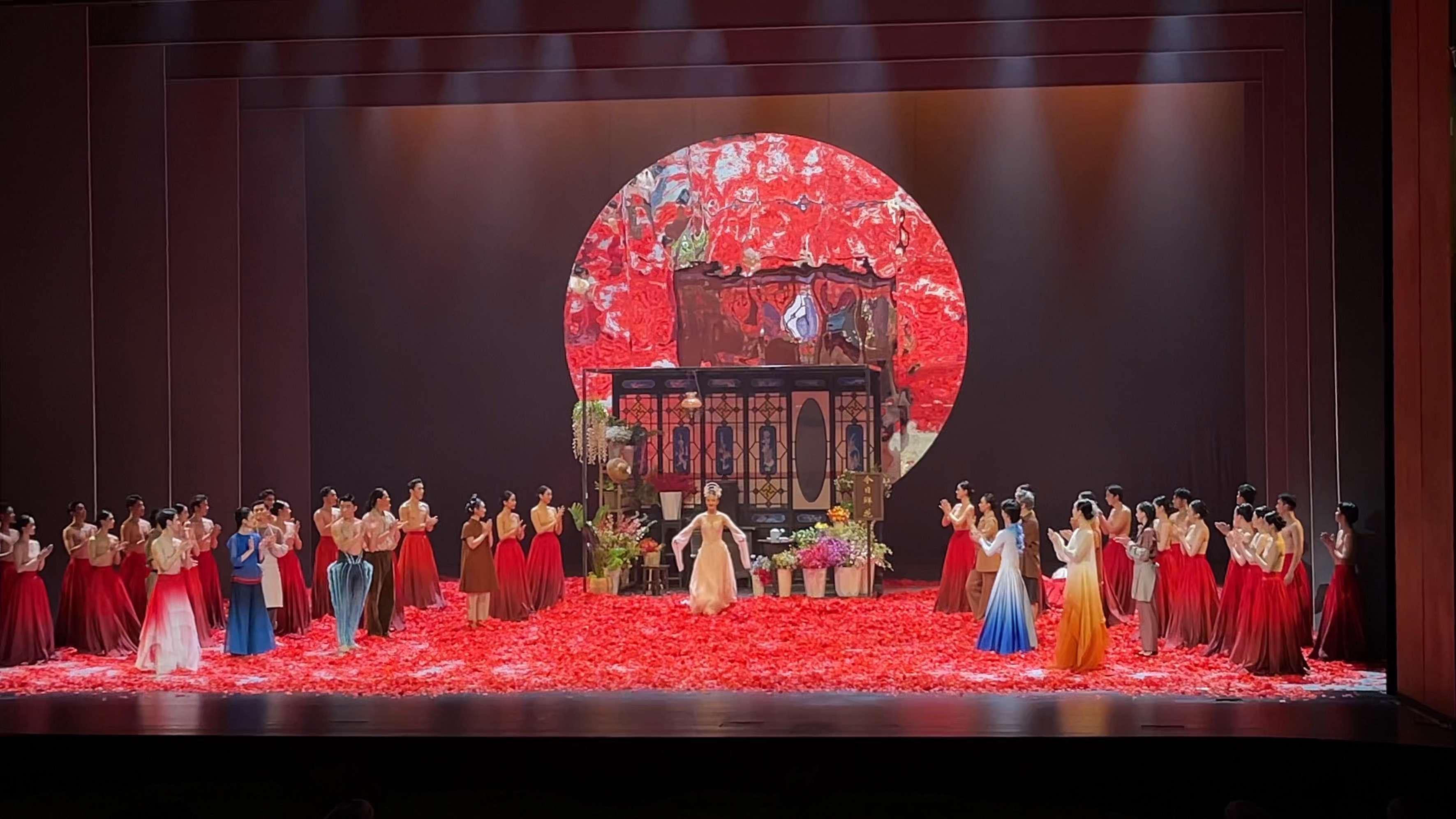 舞剧-人在花间住谢幕 佛山大剧院 2024.7.14