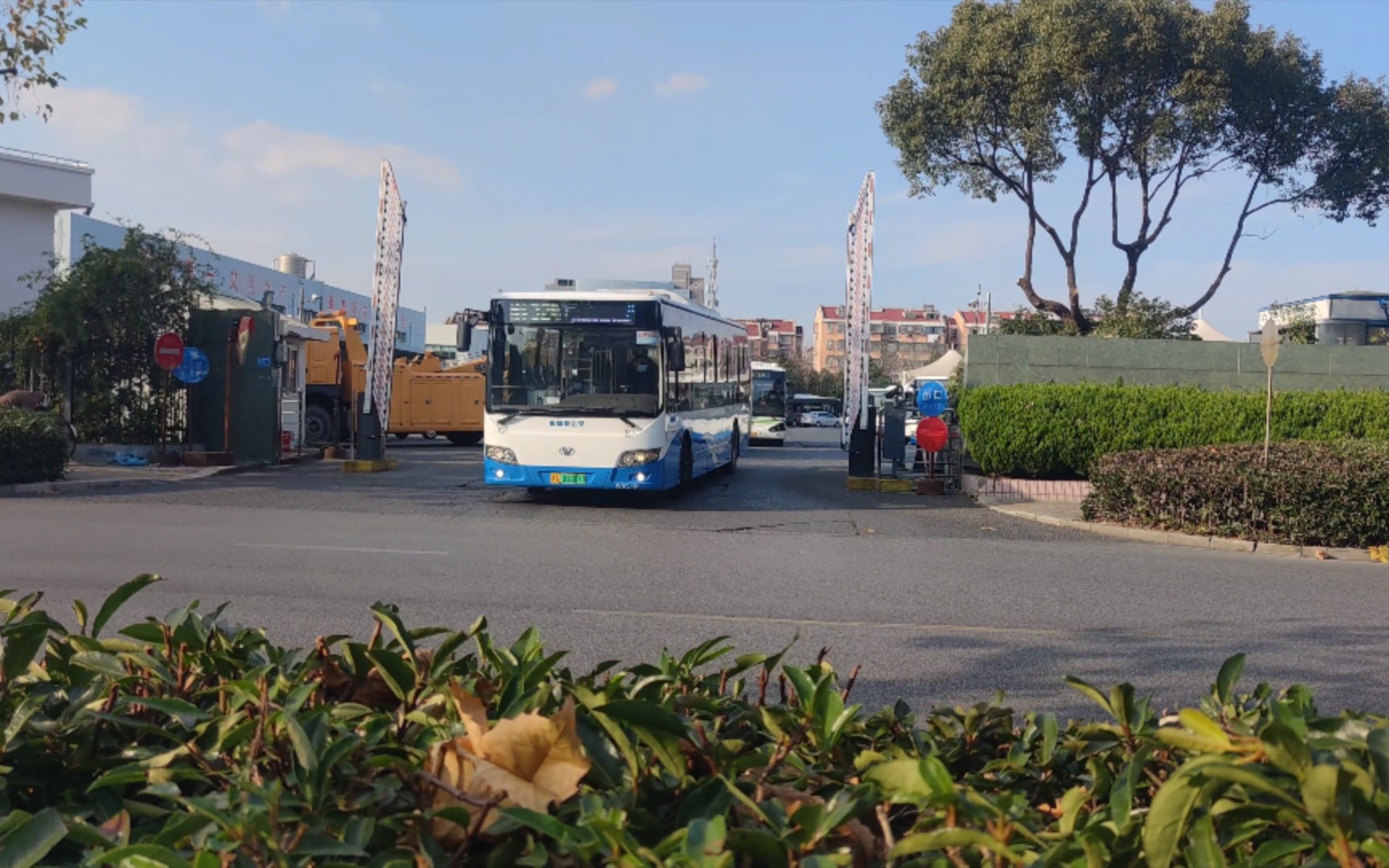 浦东32路w1g,申川专线w0f,浦东17路s2s_哔哩哔哩_bilibili