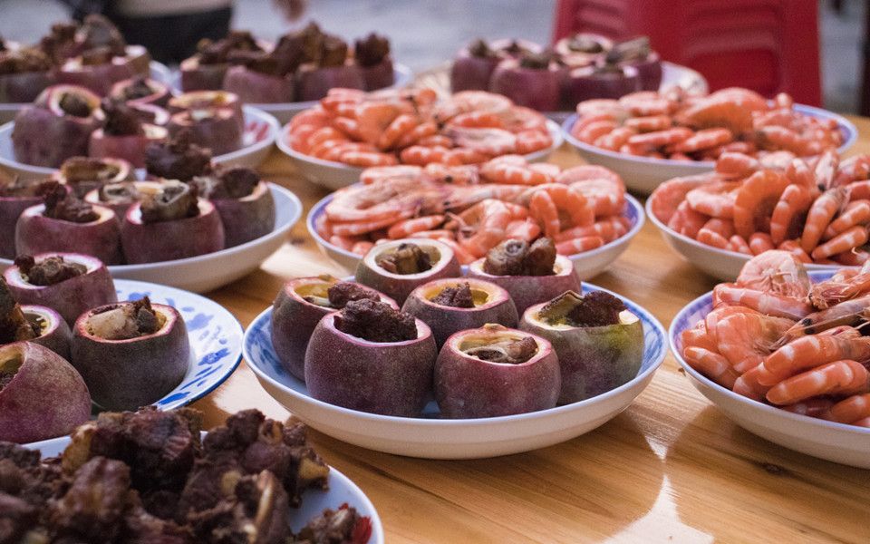 广西灵山吃庙好多美食,吃完看传统神秘的跳庙仪式,你可能没见过!