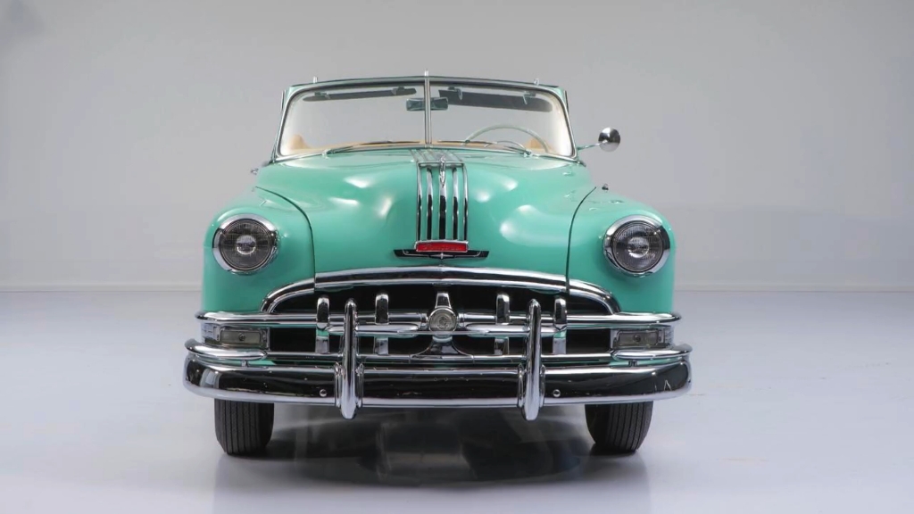 1950年庞蒂亚克酋长敞篷老爷车