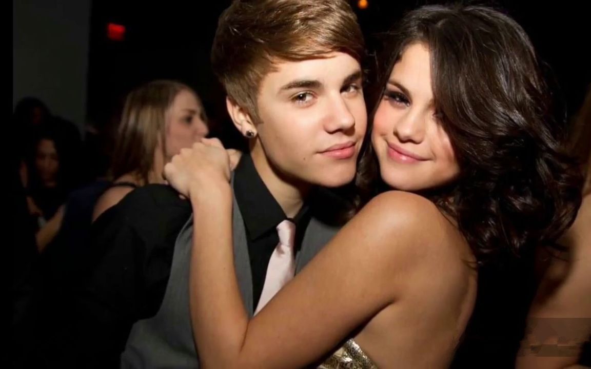 justin bieber和selena gomez的十年 - 从开始 (2009) 到结束(2019)