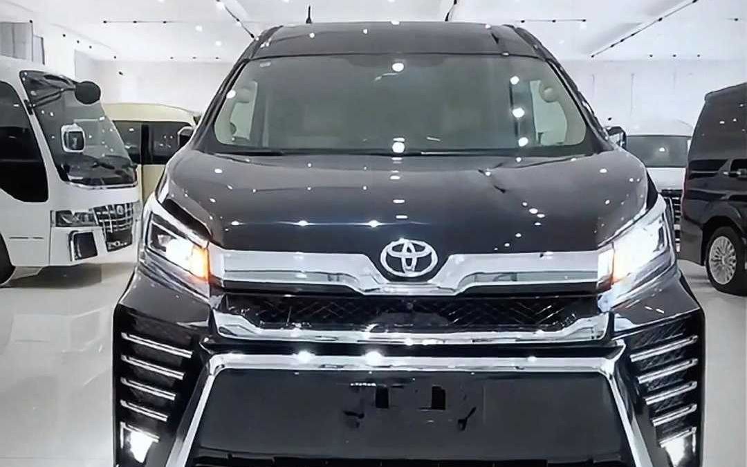 七座空间大的商务车,首选丰田海狮!