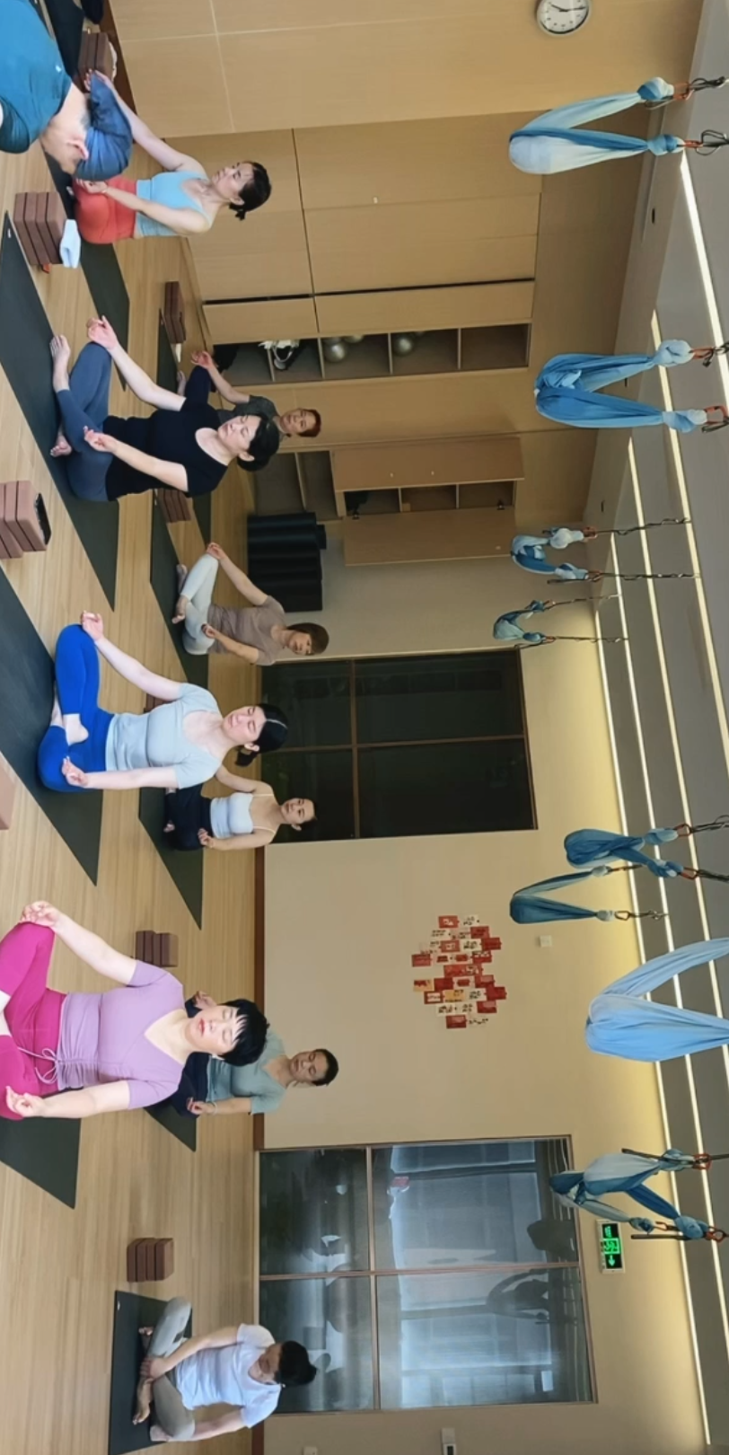 瑜伽老师坤坤——阿斯汤加(2024/06/01)