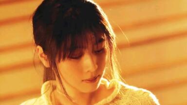 ・ZARD 坂井泉水 　「MUSIC VIDEO」 揺れる想い」Music Video - YouTube