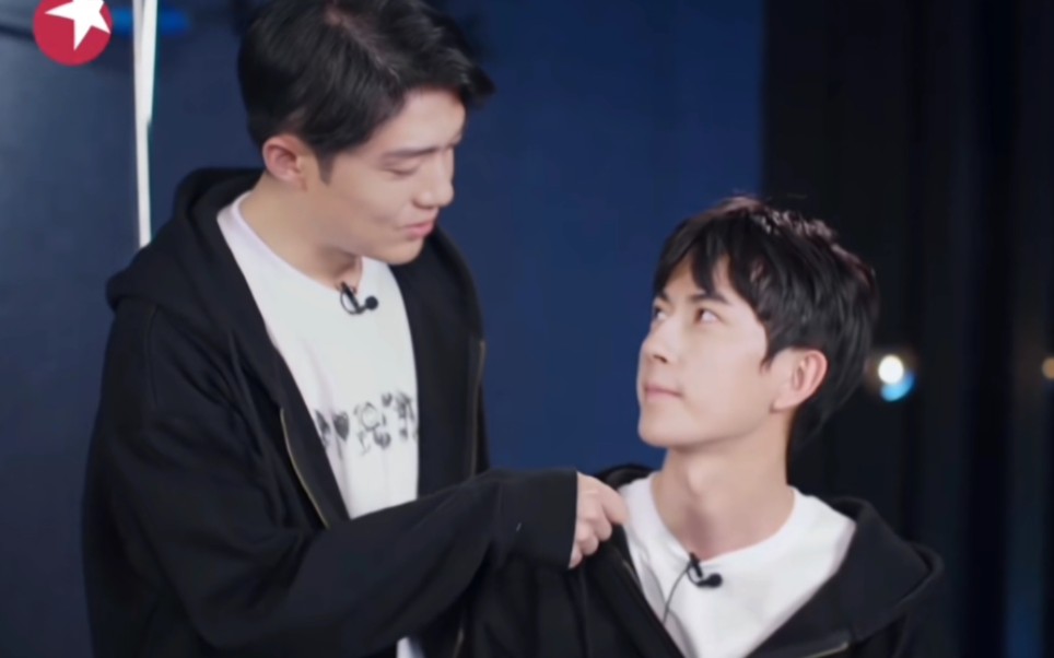 奇奇怪怪cp于朦胧李泽锋