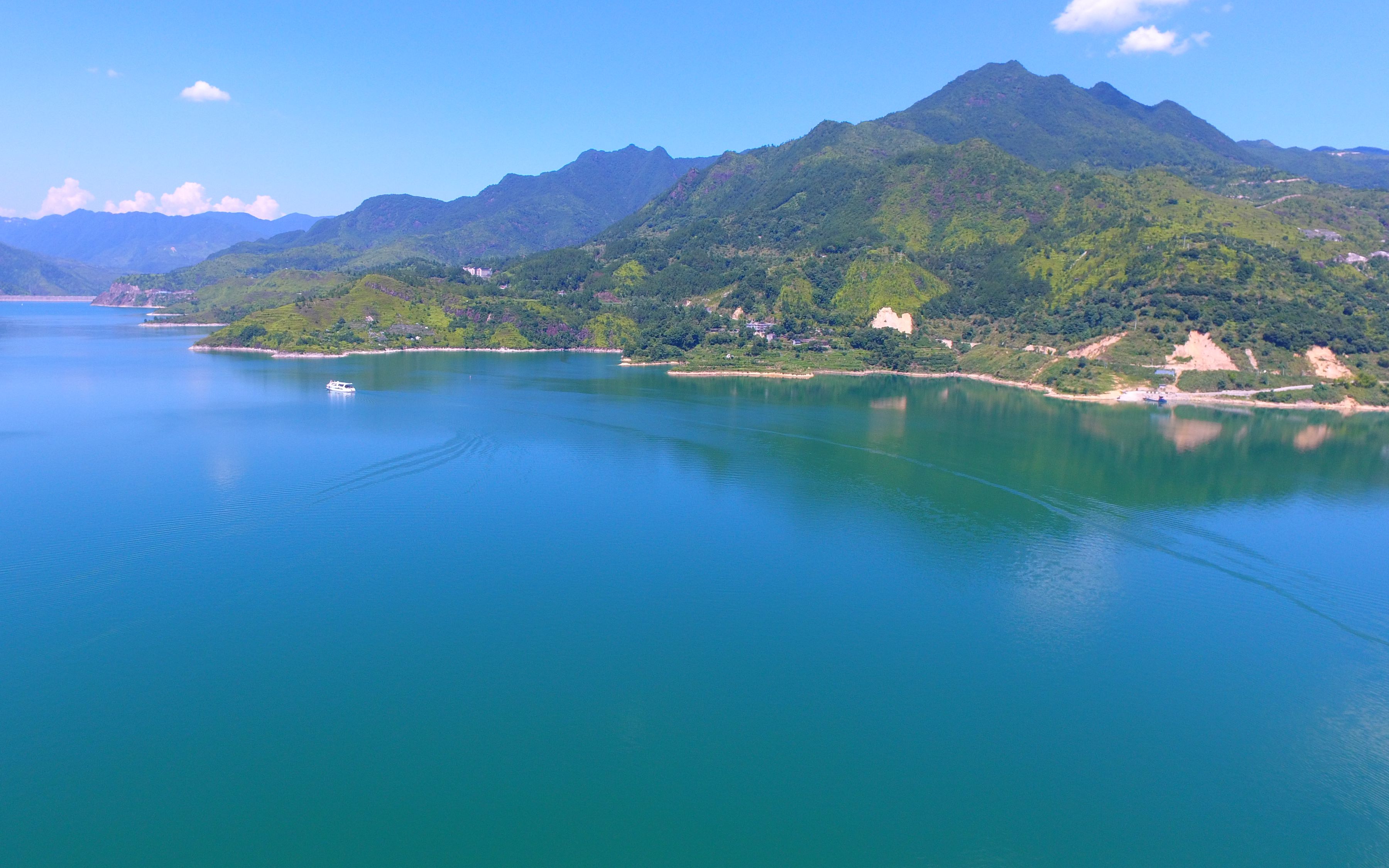 千峡湖生态旅游度假区~flying