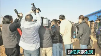 Télécharger la video: 《曹操墓1》河南发现曹操墓，专家冒死下洞查看真伪