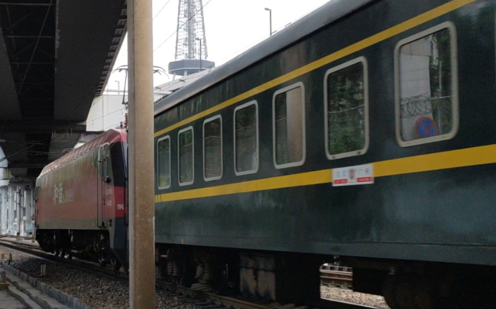 铁路南昌局集团有限公司南昌机务段hxd3d-0691广铁沙段25g型客车广州