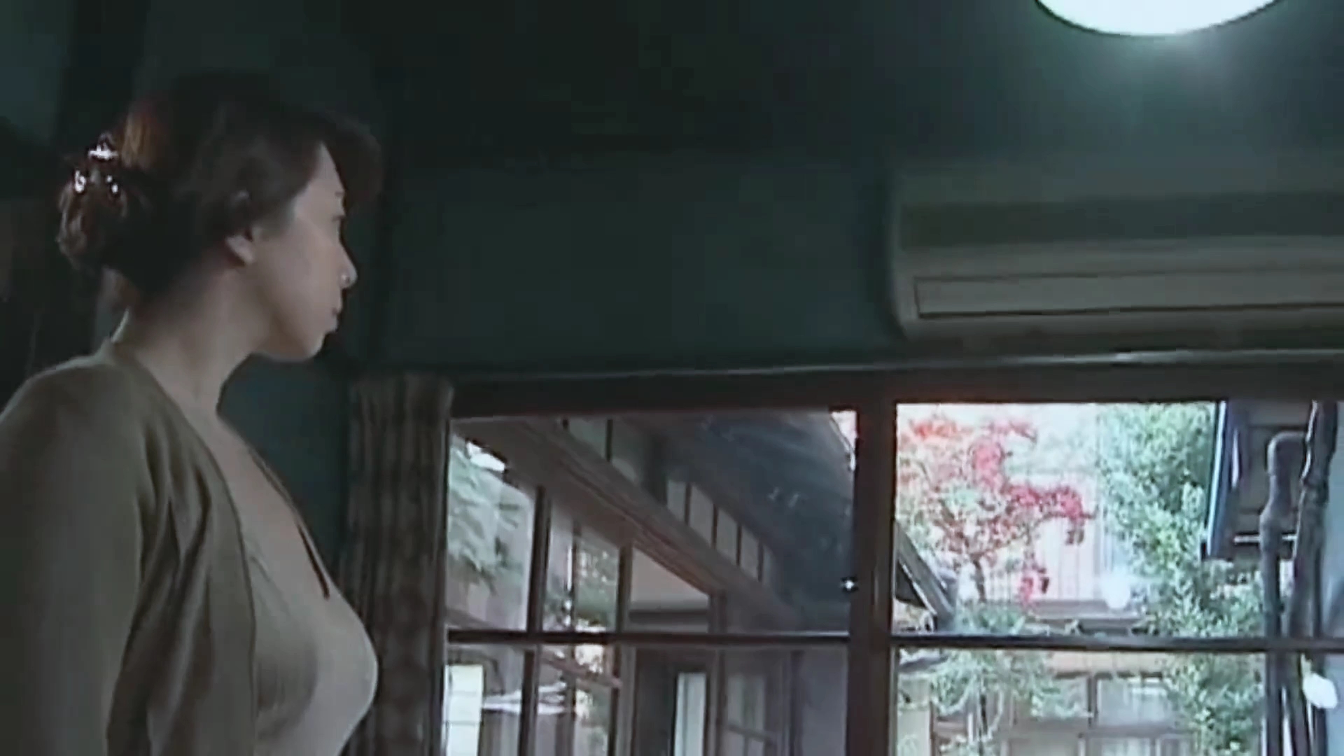 冢本亨利系列复古风经典片段，每一个演员都有不可缺少演技 - 视频下载 Video Downloader