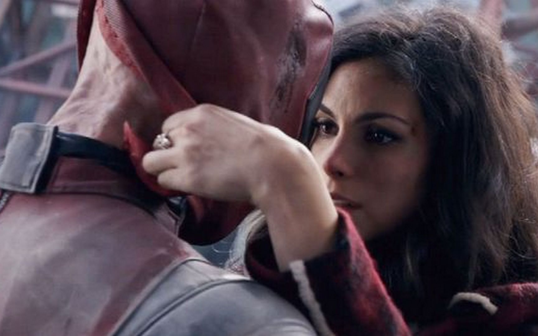 死侍女友揭开面罩说出来的虎狼之词真是让人不忍直视啊