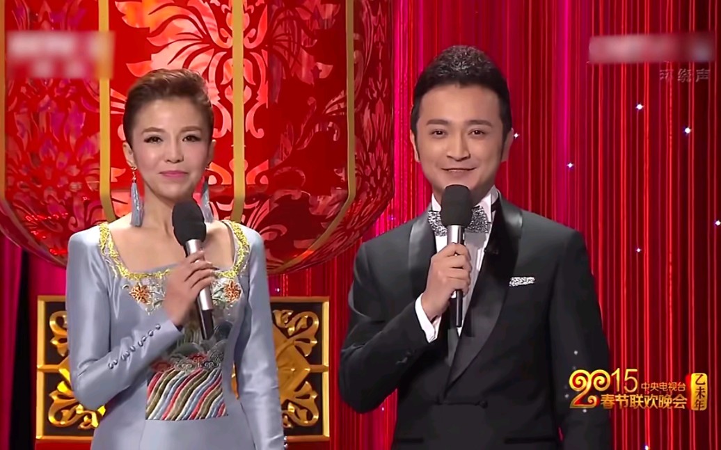 尼格买提春晚和朱迅互动