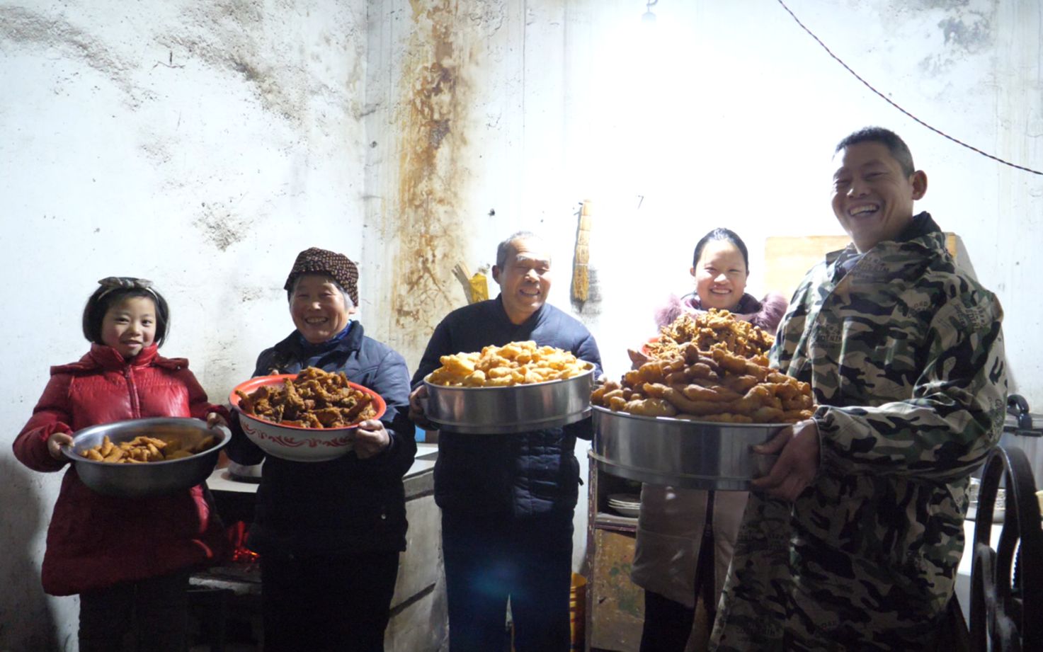 新年快乐:河南人的习俗炸年货已备好,欢迎您来做客哔哩哔哩bilibili