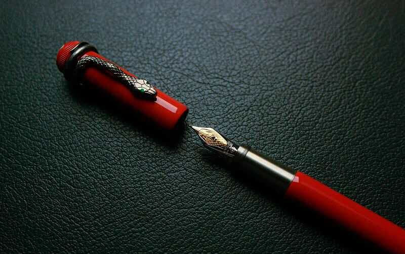 开箱万宝龙红蛇笔在307再问就疯了