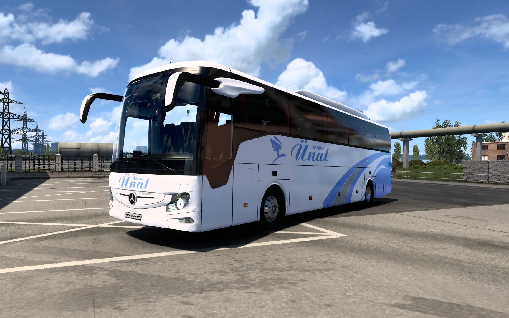 欧卡2-最新奔驰大巴new tourismo,跑一跑俄罗斯南部,听一听电台音乐1.