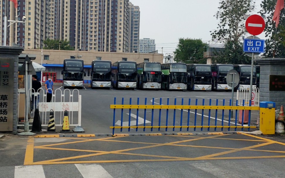 北京公交300快内京华金刚双层下线纪念草桥六里桥北里间车内原速