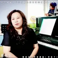 Descargar video: 她只是想替妈妈问问，她只是孝心！为什么对她的恶意那么大！祝梁女士早日康复！