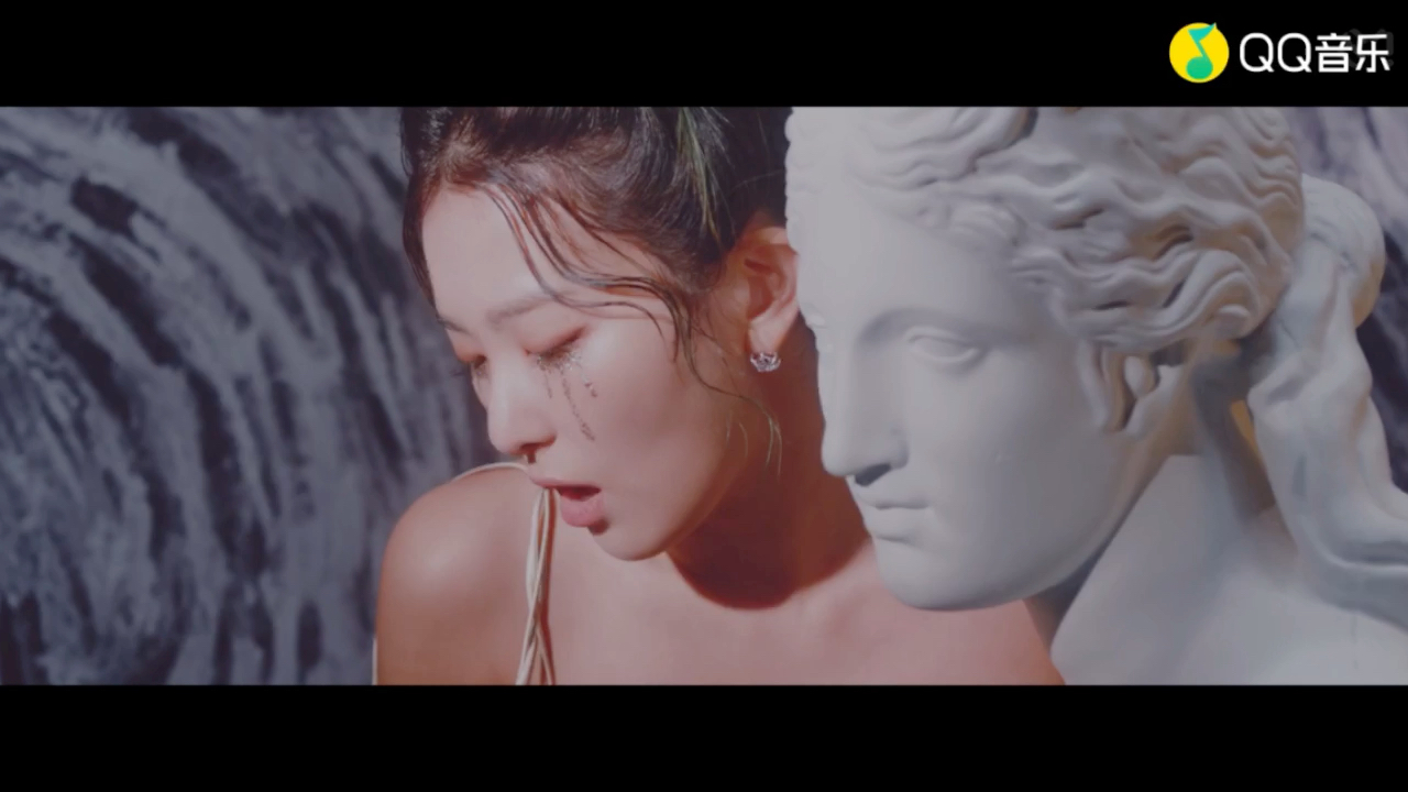 没人觉得红贝贝psycho里面77这段美爆了嘛?