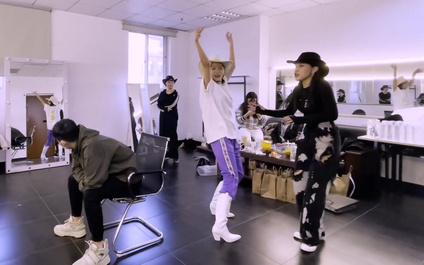 snh48戴萌李佳恩金曲青春幕后记录vlog