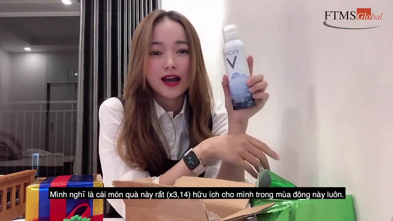 [图]UNBOXING - “ĐẬP HỘP” TÚI QUÀ SẮC ĐẸP ? - SPECIAL GIFT TỪ FTMS MÙA GIÁNG SINH