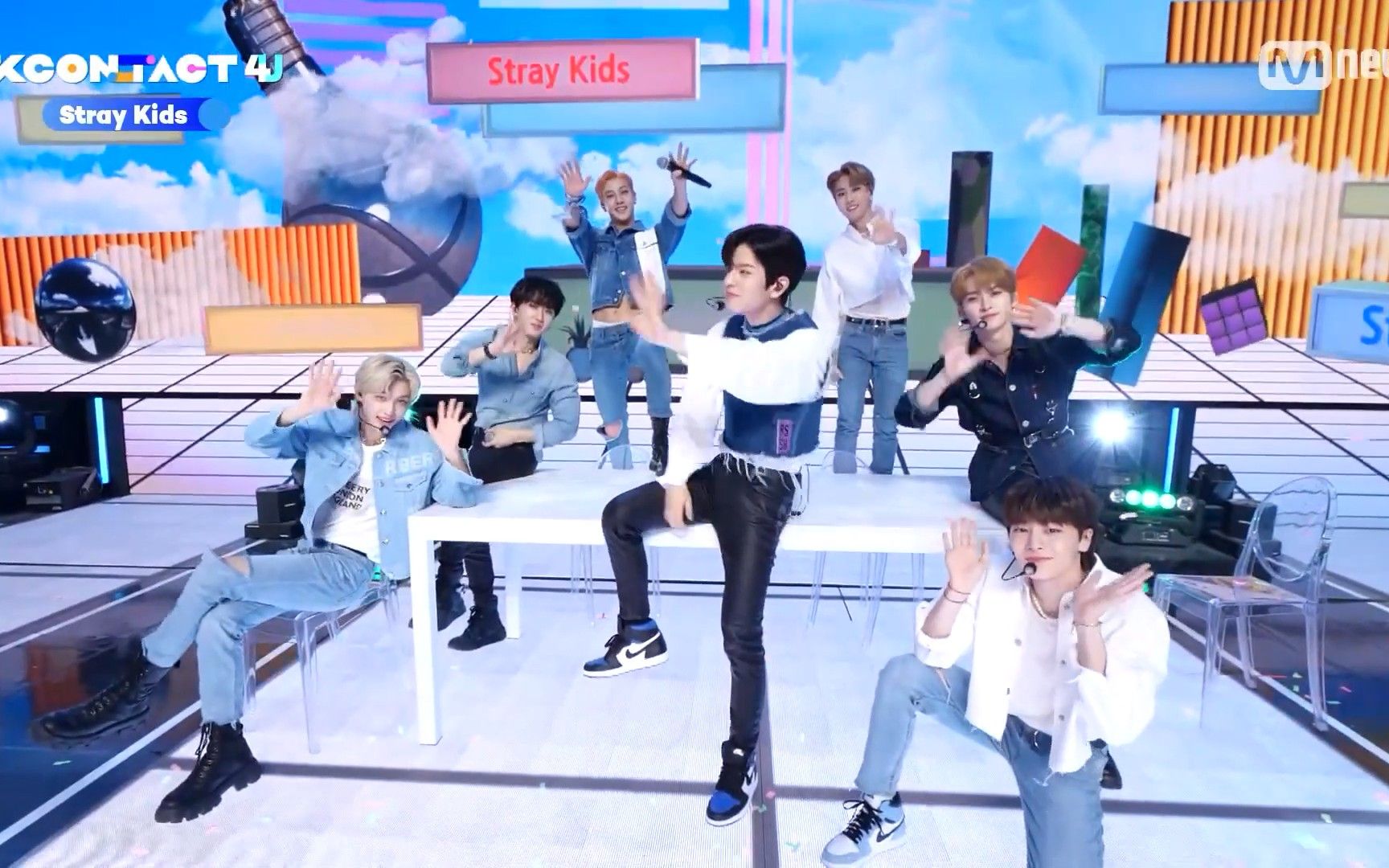 straykidsblueprint蓝图我们的明天一片蔚蓝kcontact4u